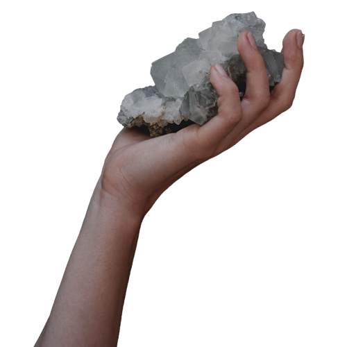 hand_with_crystal
